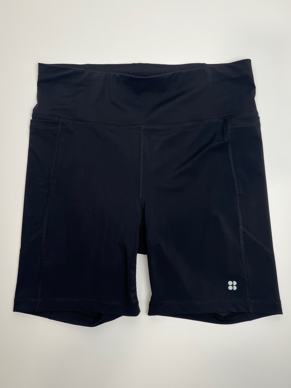 Sweaty Betty Zero Gravity 6” Running Shorts - Picture 7 of 11